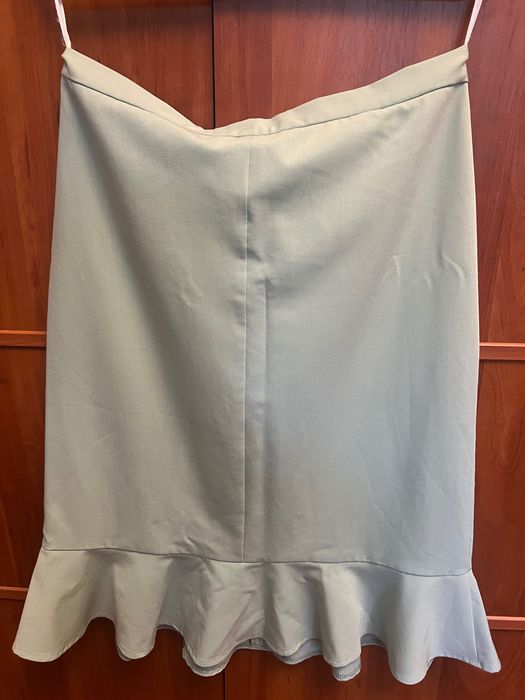 Продаю спідницю мʼятного кольору