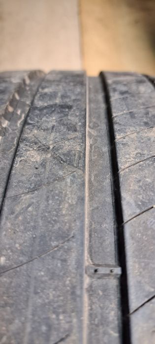 Pneus 245/45/18 michelin