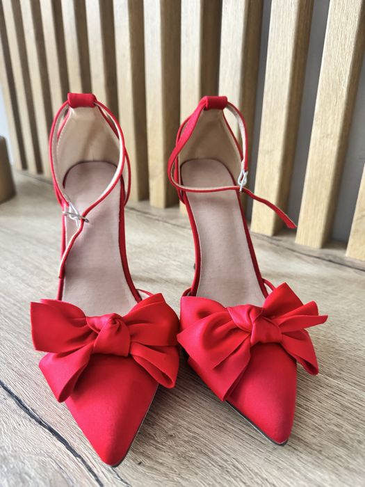 Szpilki czółenka czerwone
