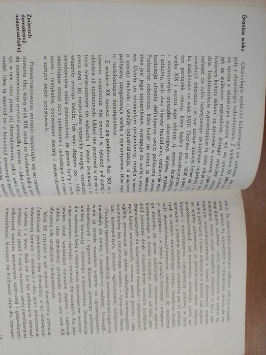 Od czystej formy do literatury faktu - Artur Hutnikiewicz