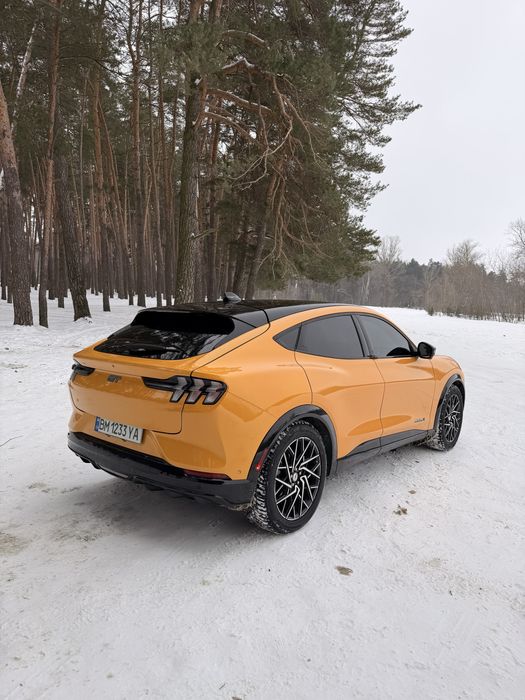 2022Ford Mustang Mach-E Premium