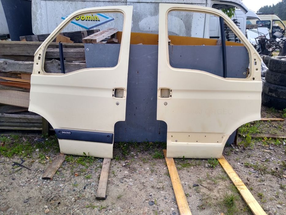 Drzwi przód prawe lewe opel Movano a master II