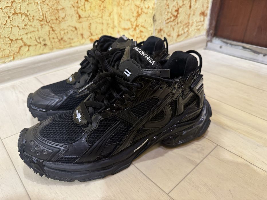 Balenciaga runner led 46 size