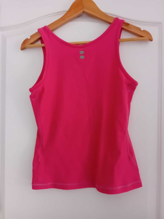 Różowa koszulka sportowa Nike 36