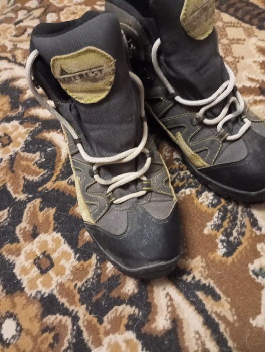 Тренінгове взуття vibram