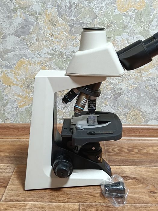 Мікроскоп Nikon eclipse E200