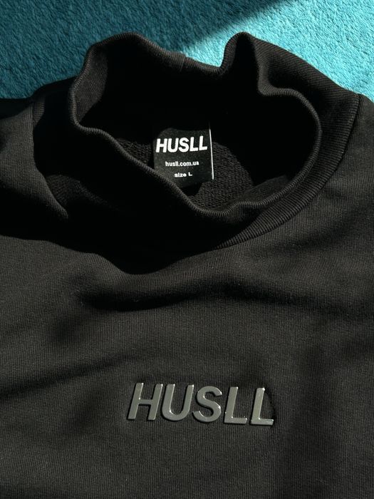 Свитшот HUSLL Mock Neck Black