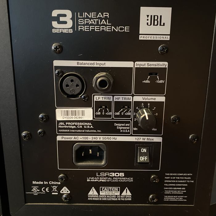 JBL  LSR305 Студійні монітори, колонки