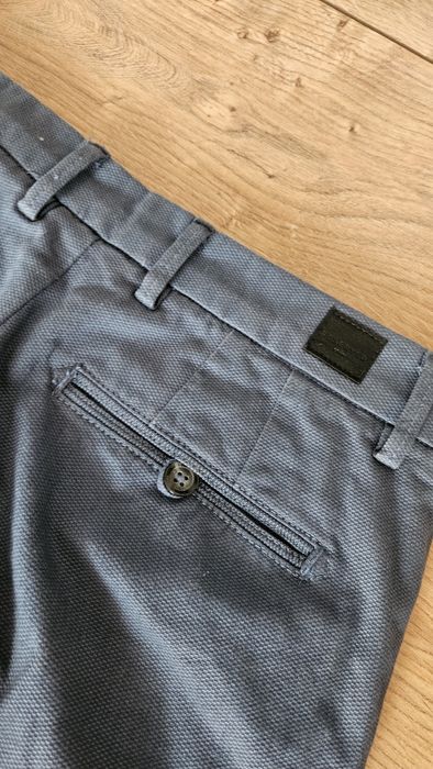 Reserved 28 Slim fit spodnie