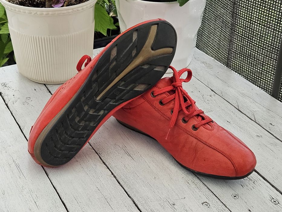 Skórzane buty czerwone sneakersy PRADA r. 38