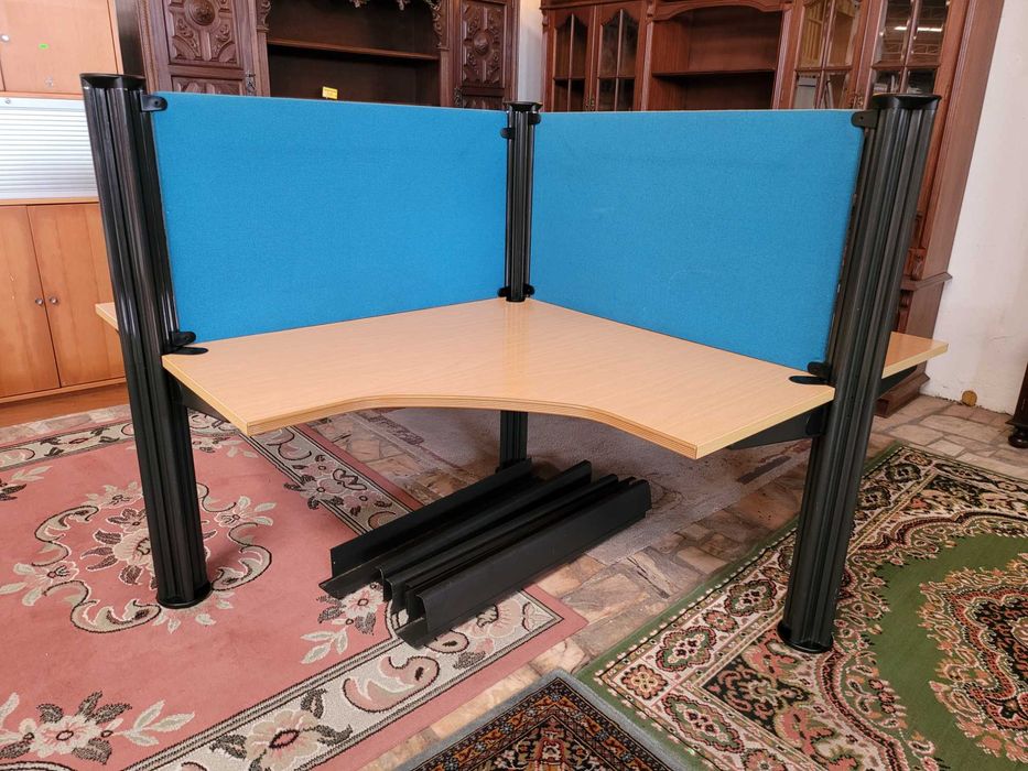 Ilha para 4 postos de trabalho - Muito bom estado geral