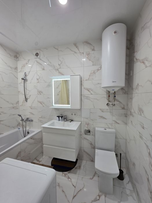 Эксклюзив!!!Продам 1к квартиру ЖК Райдужний, пр.Льва Ландау
пр.Льва Ла