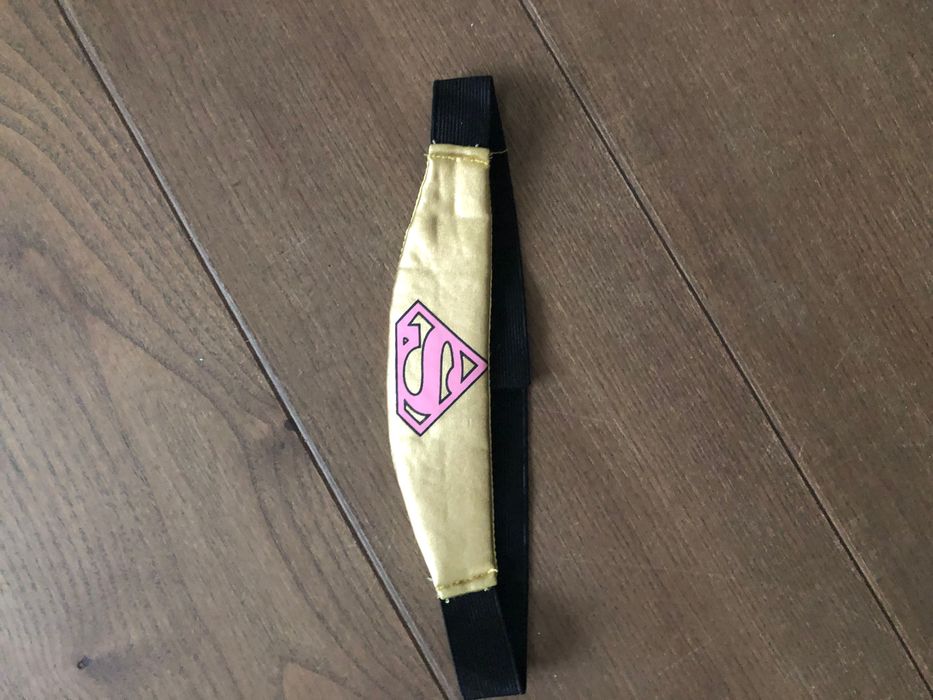 Яскравий карнавальний костюм супергероя для дівчинки 4-5 рочків