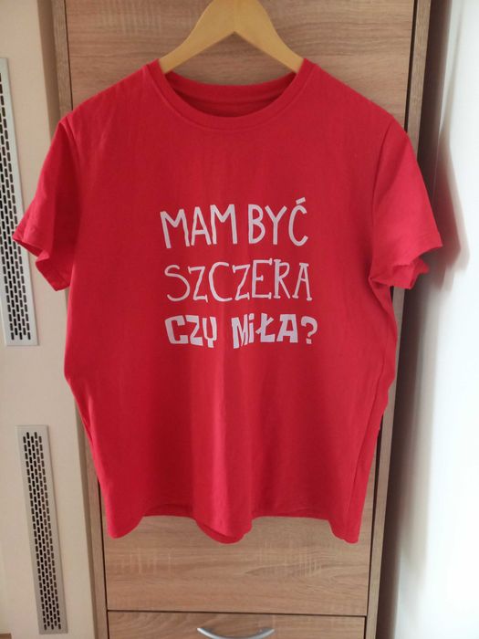 Czerwona koszulka