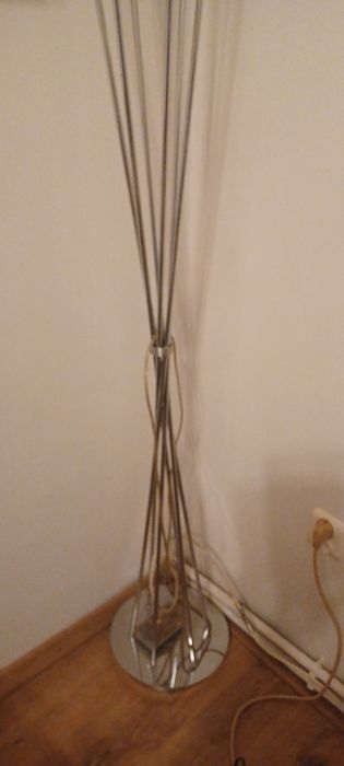 Sprzedam lampę stojącą