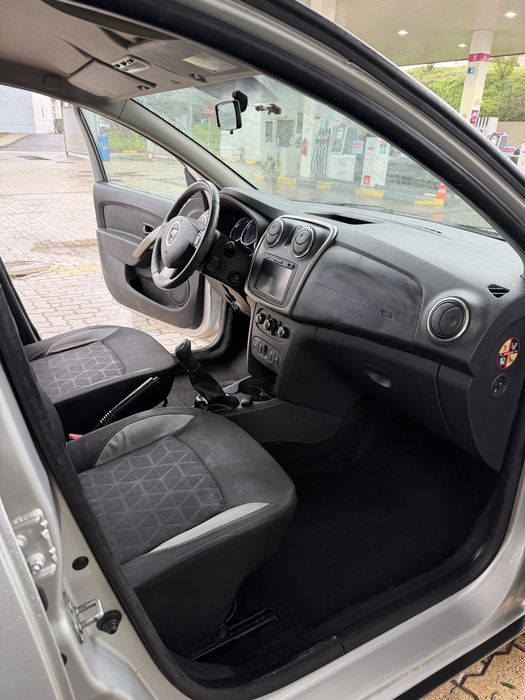 Dacia Sandero stepway 1.5dci Nacional (poucos KM)