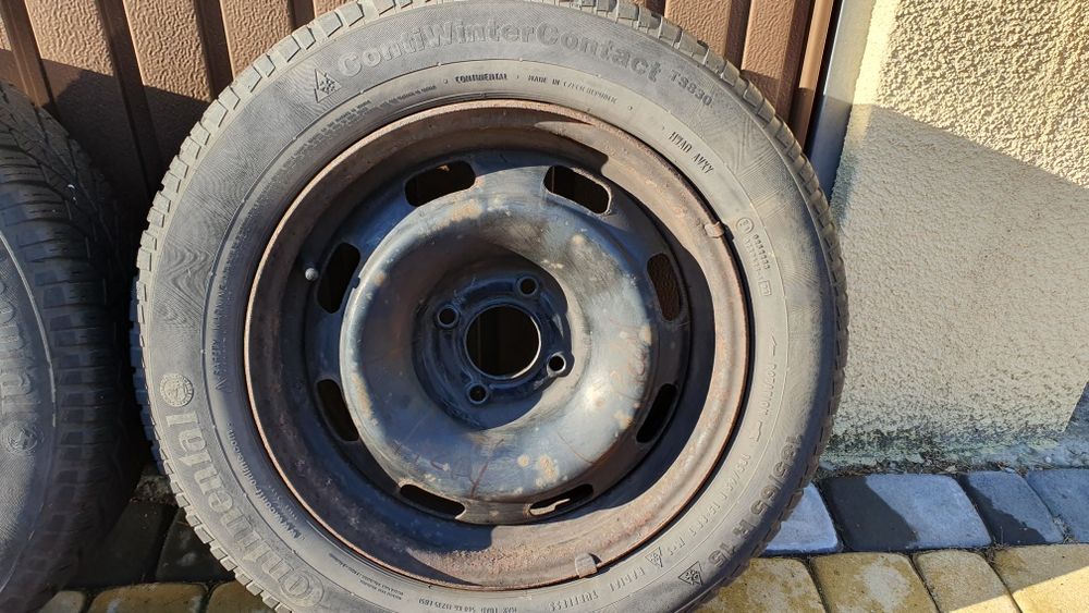 Sprzedam opony zimowe Continental z felgami