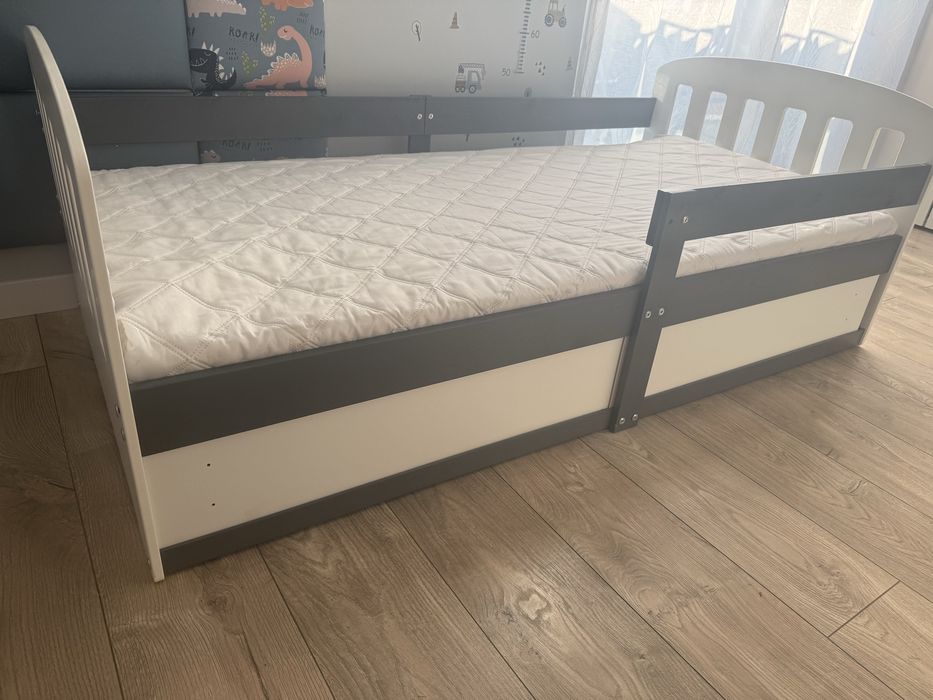 Łóżko pojedyńcze 160x80 z materacem i schowkiem