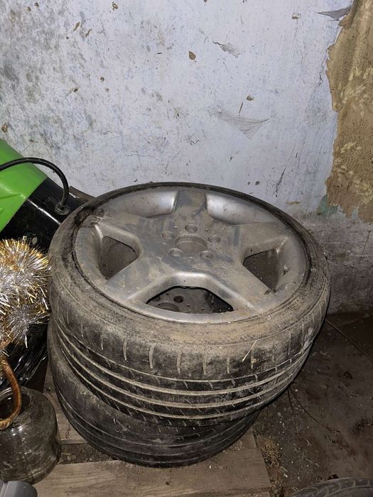 Диски R18,AMG,3шт,1 передний и 2 задних,разноширокие