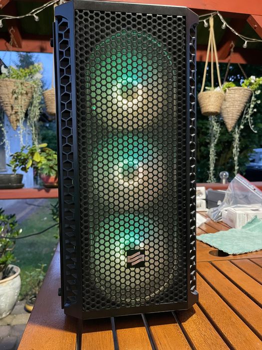 Komputer RTX 3070Ti + 11900K + 32GB RAM + SSD
