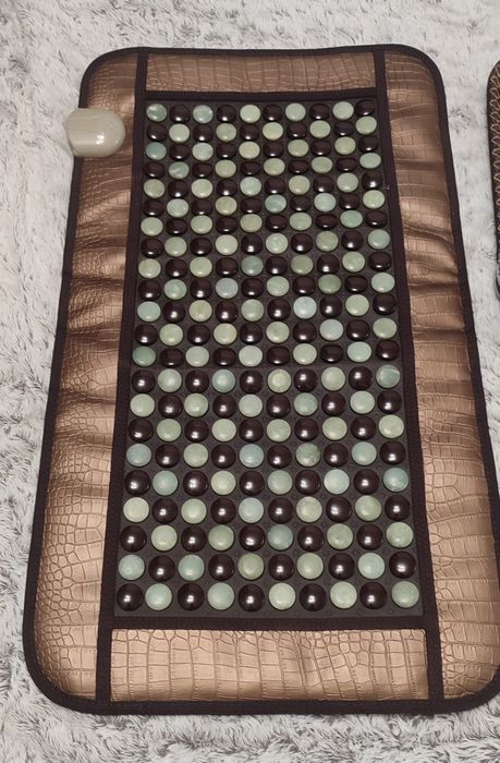 Турмалиново-нефритовый тепловой коврик, массажер для тела