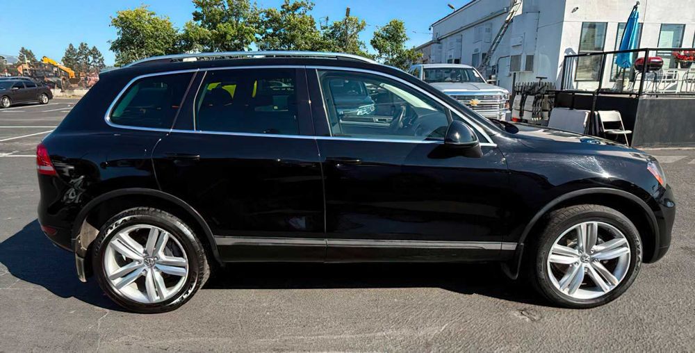 Volkswagen Touareg Executive      2013