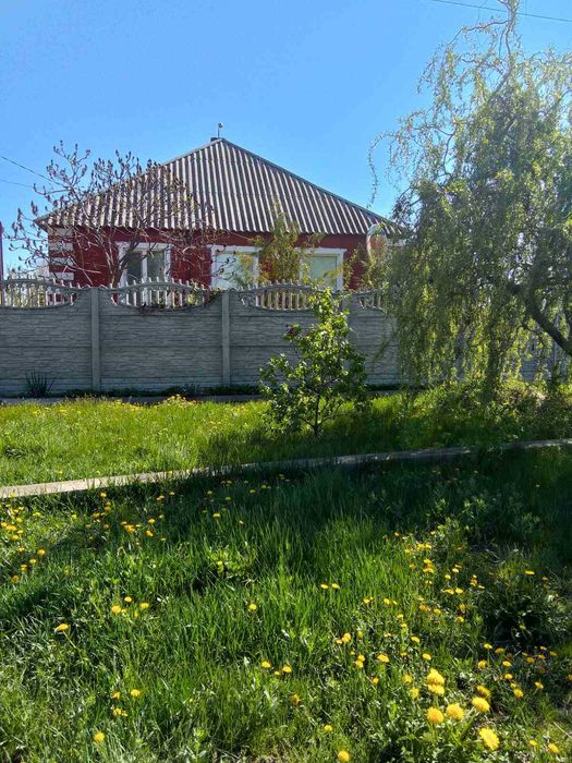 Продам будинок в селищі Печеніги