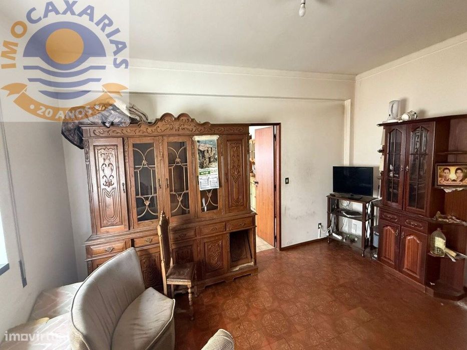 Moradia T4 + Armazém em Caxarias - O Equilíbrio Perfeito entre Vida...