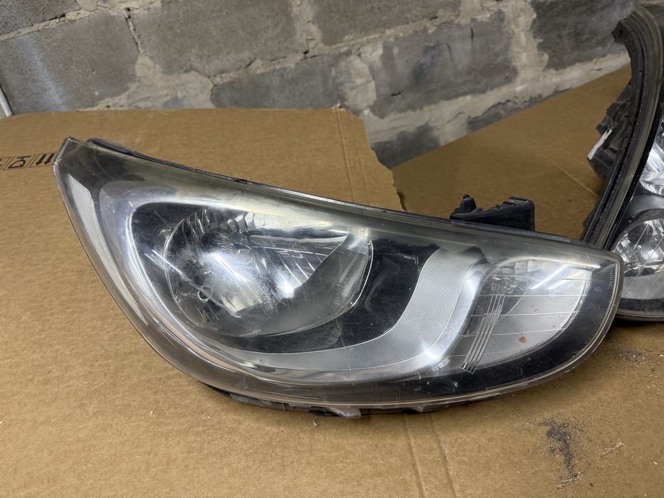 Фари hyundai accent 2010 без кріплень та під пайку