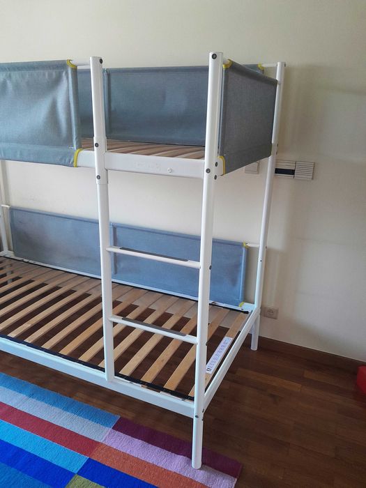 Estrutura beliche IKEA em bom estado