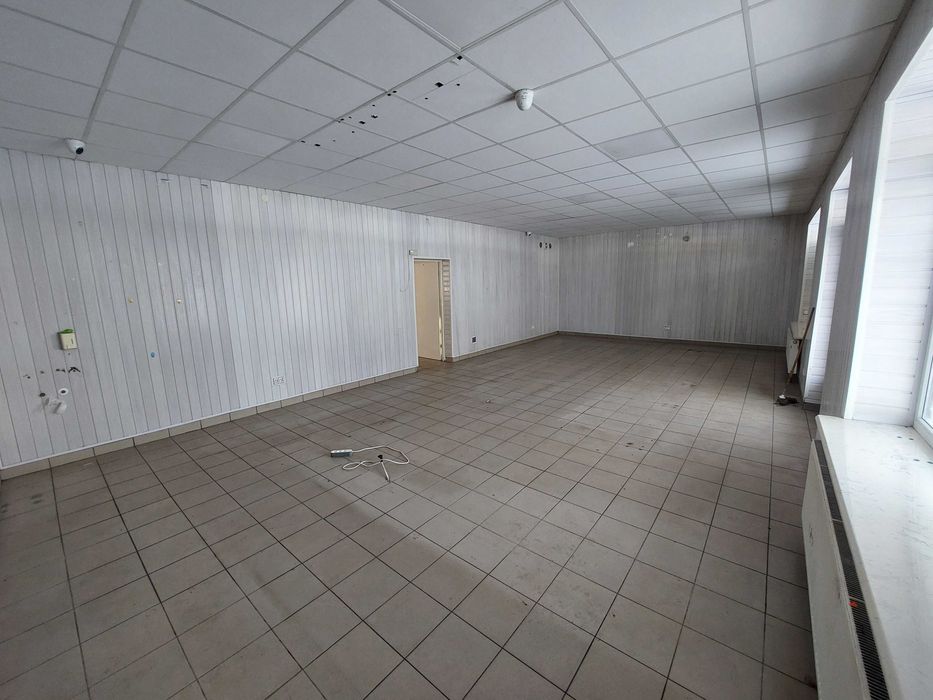 Wynajmę lokale handlowo-usługowe