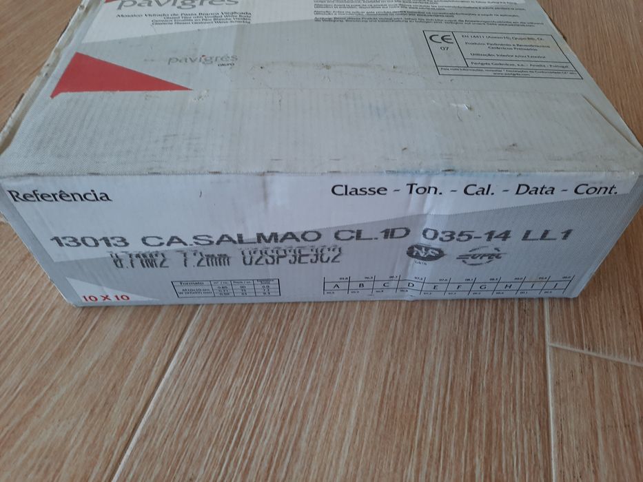 6 caixas de revestimento Pavigrés