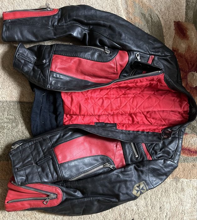 Мотокуртки та штани