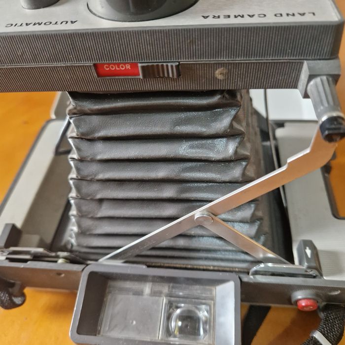 Rara máquina Polaroid 104