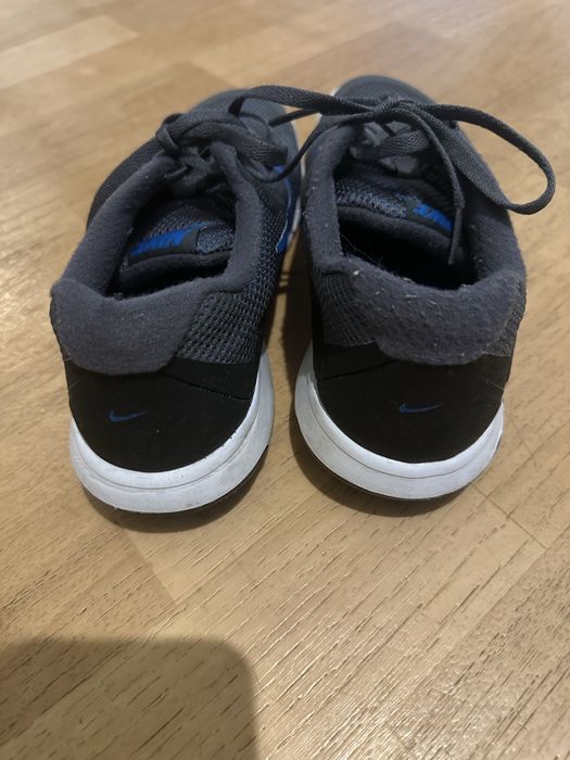 New balance nike