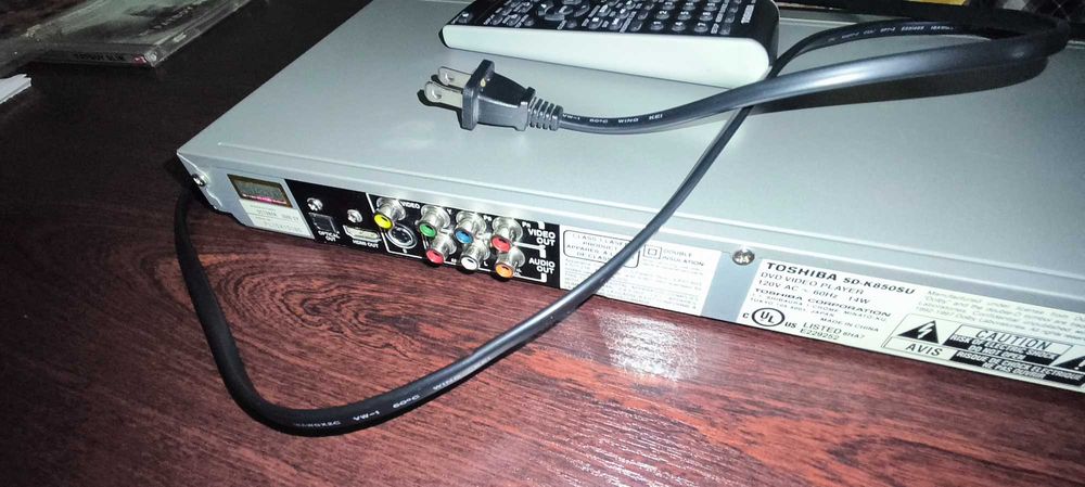 З HDMI, DVD/CD/MP3-плеєр"TOSHIBA"(США,2005,новий, є все, пульт) 777грн