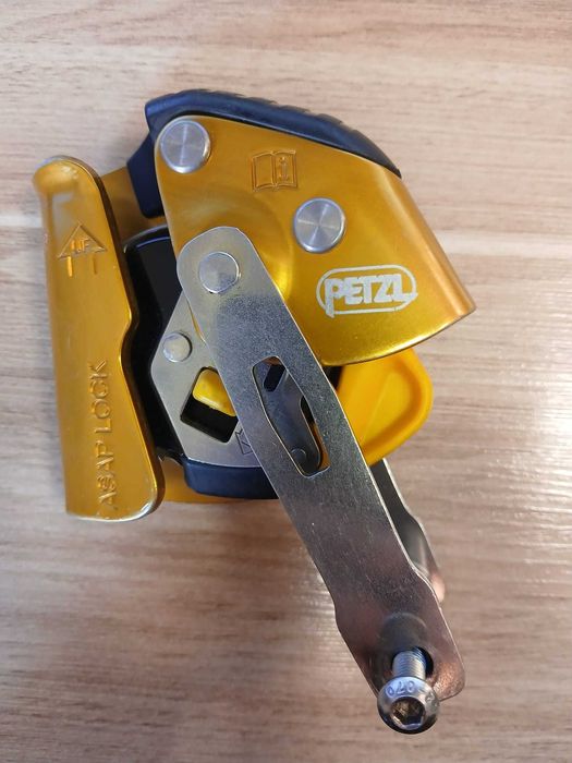 Petzl ASAP LOCK używany [1]