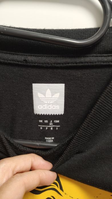 T-shirt Adidas r. XS maska Manoles