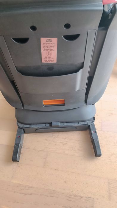 Cadeira auto Chicco Fold & Go i-Size (100 - 150cm)