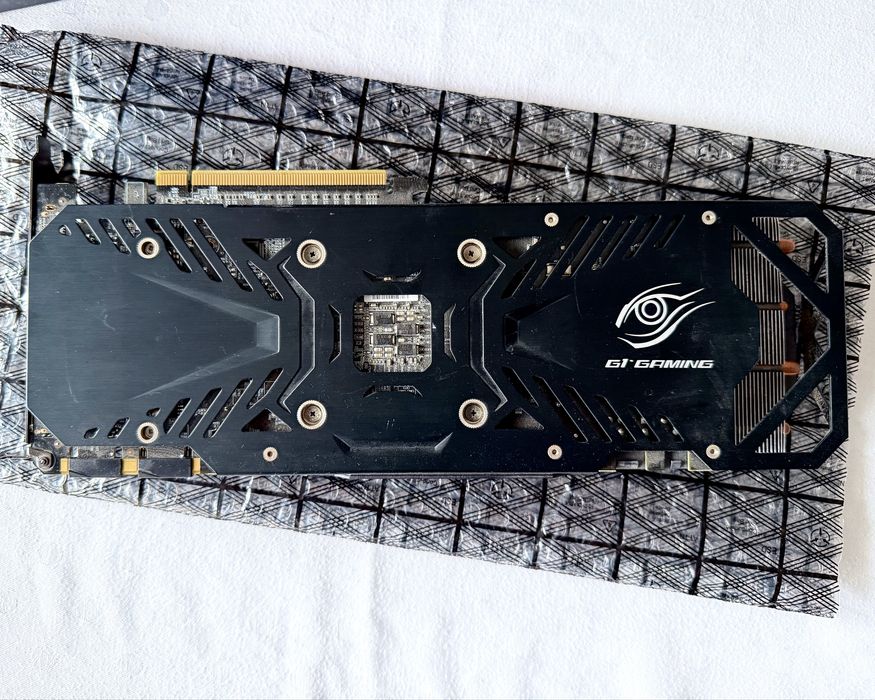 Placa Gráfica Gigabyte 970 GTX G1 Gaming 4 GB