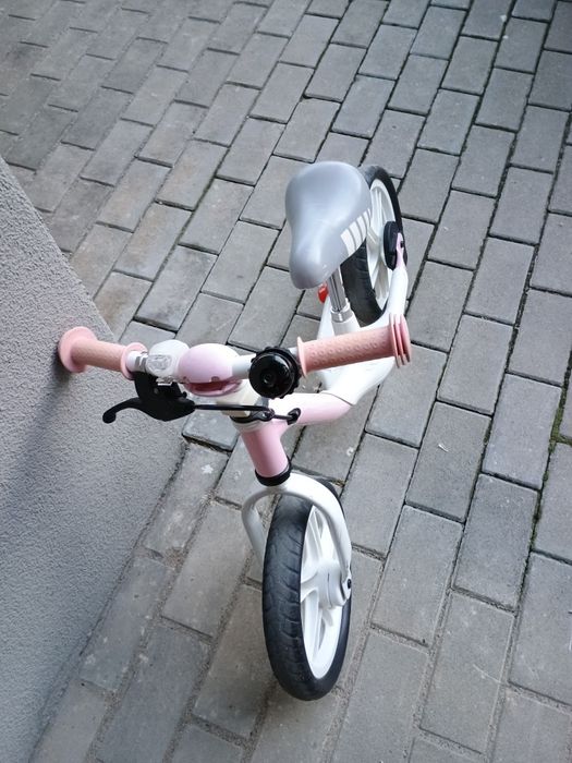 Rowerek biegowy dla dziewczynki