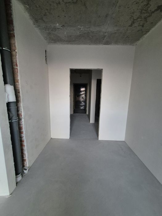 Продам 2-ох кімнатну квартиру в статусній новобудові в центрі міста