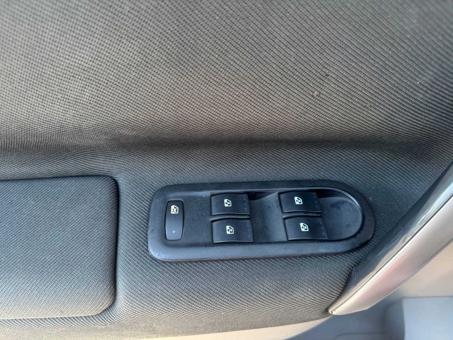 Renault Scenic 2007 2.0 Бензин 6-МКПП Розстрочка/Кредит/Лізинг