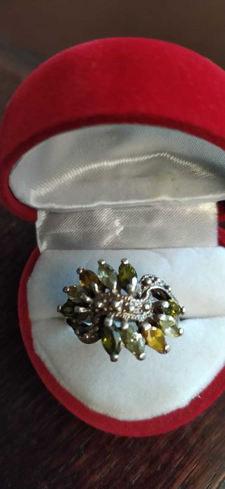 Srebrny pierścionek