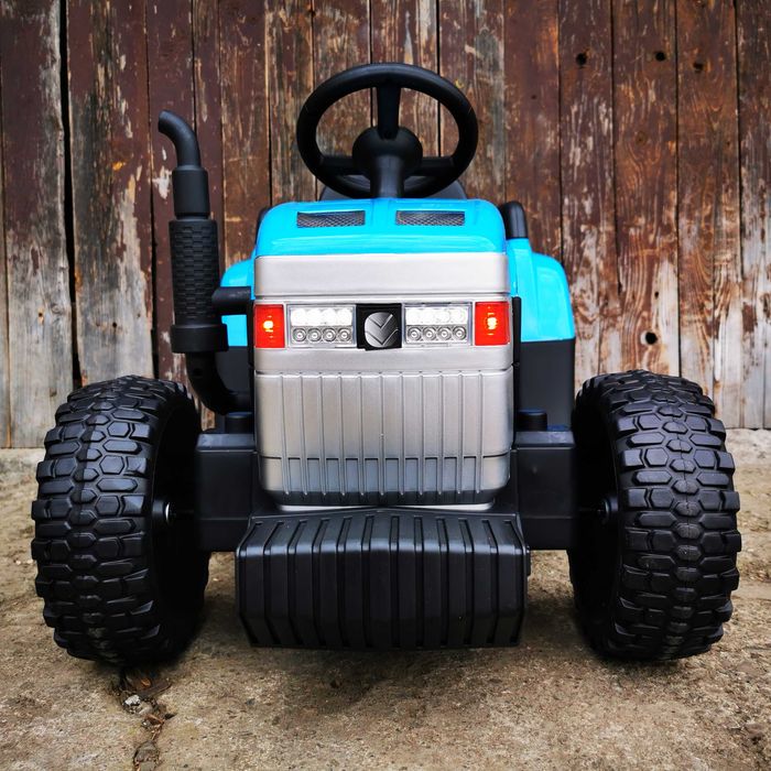 TRAKTOR NEW HOLLAND Ciągnik Elektryczny Naczepa Auto Akumulator ŚWIATŁA LED PILOT DZIECI