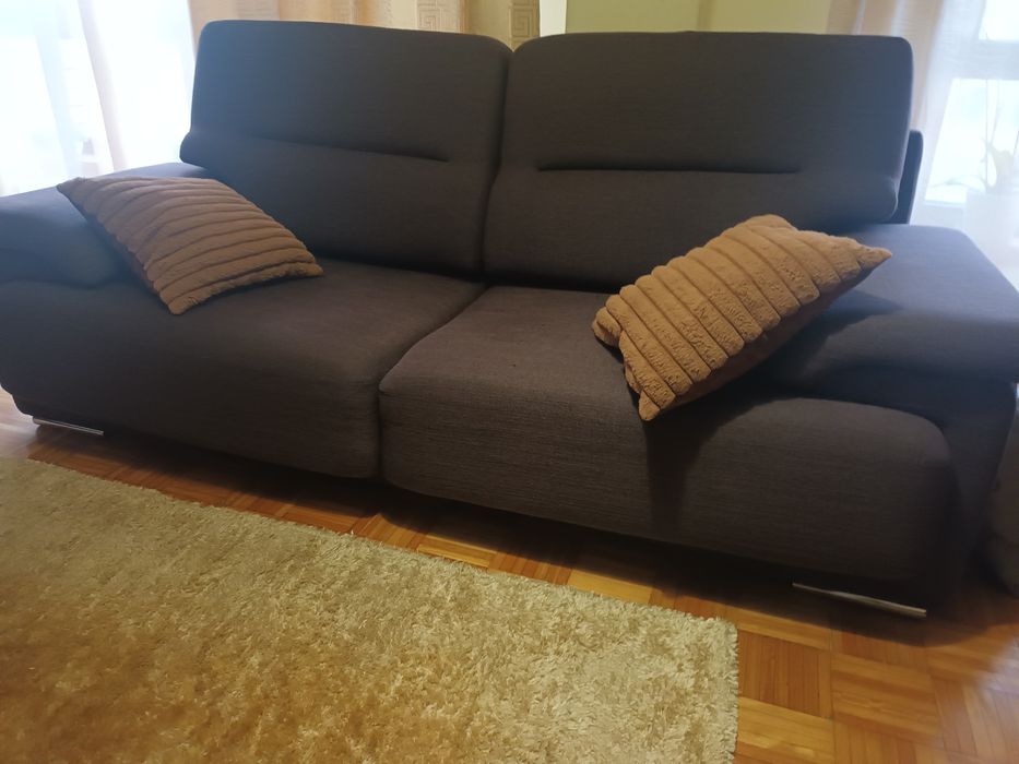 Sofá cama de três lugares