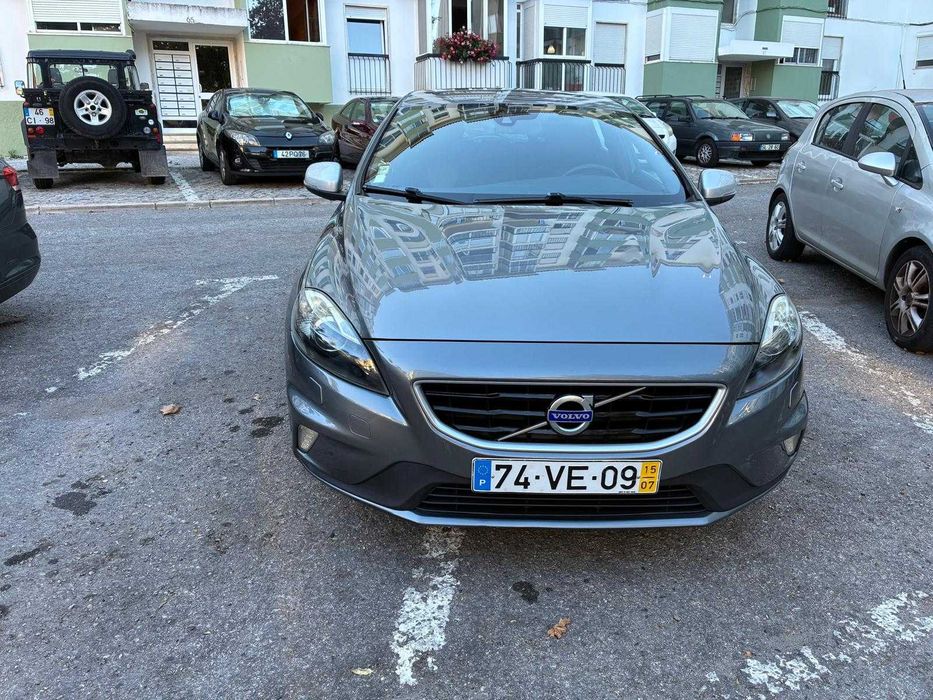 Volvo V40 2.0 D R design irrepreencivel