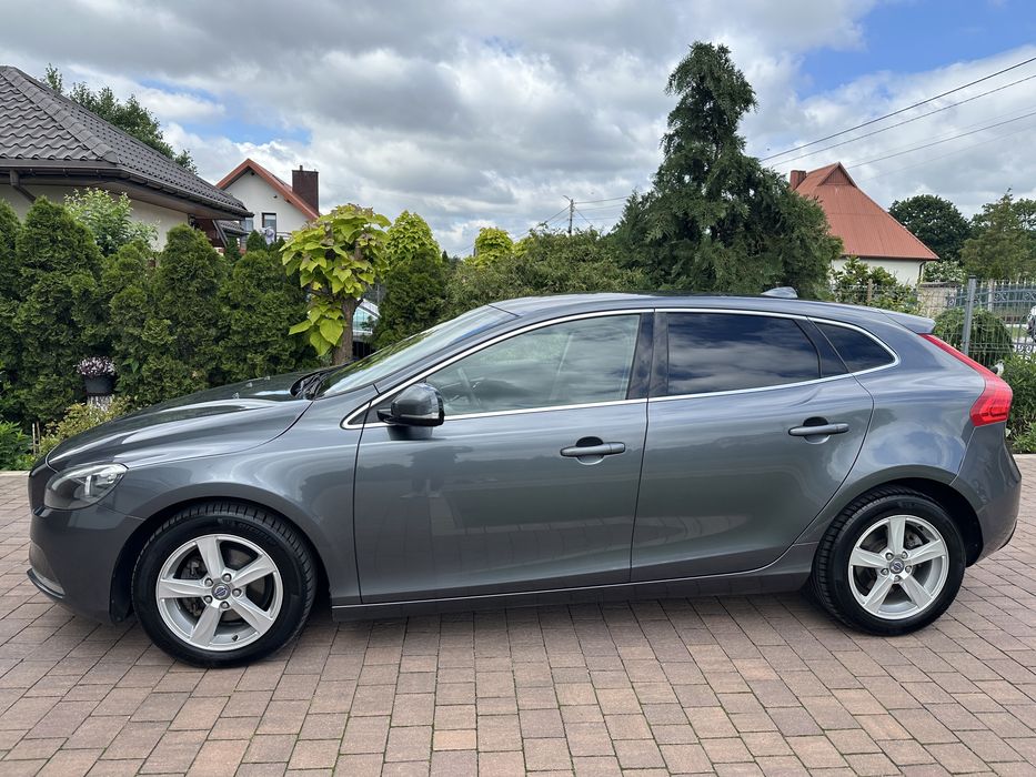 Sprzedam Volvo v40 d2