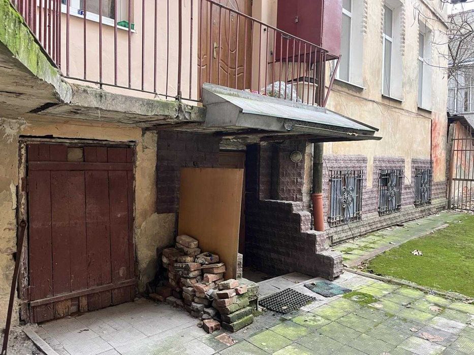Продаж комерційного приміщення ( підвал ) центр, м. Львів, Городоцька