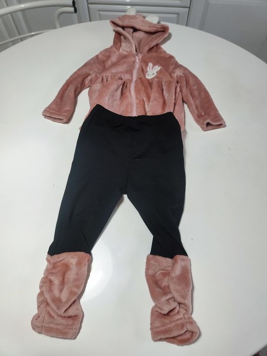 Conjunto de menina 18-24 M